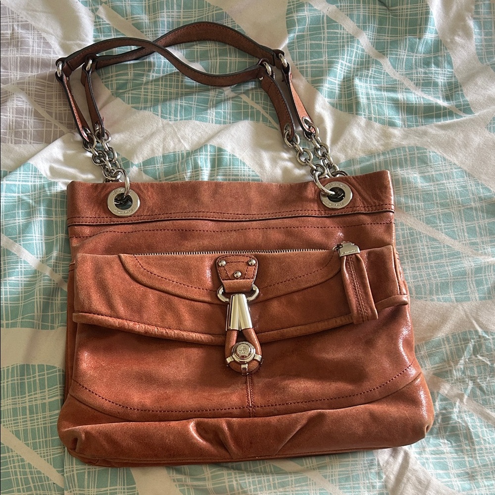 B. Makowsky Tan Leather Shoulder Bag